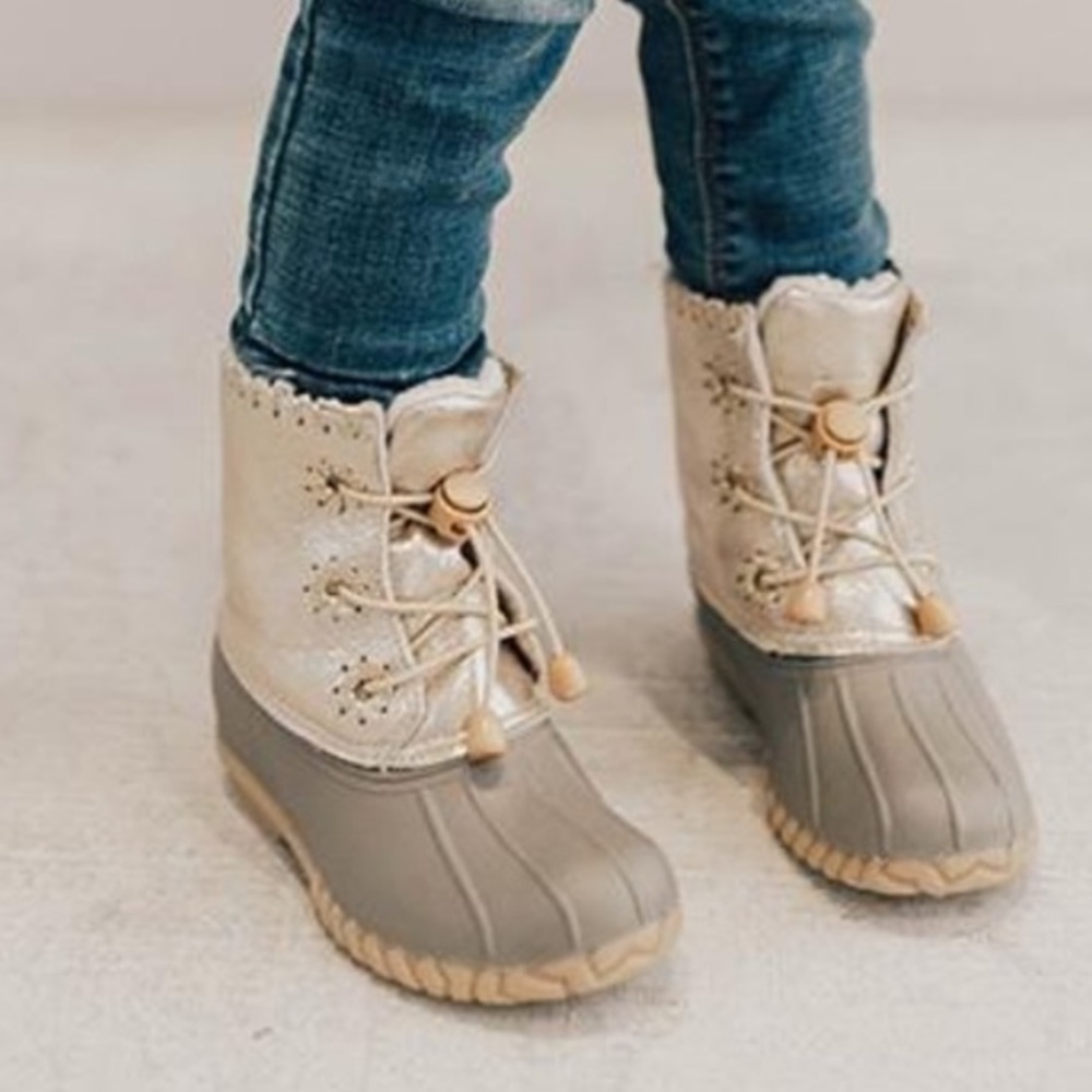 HOST PICK**NEW SIZES Girls metalic Gold duck boots - Picture 2 of 3
